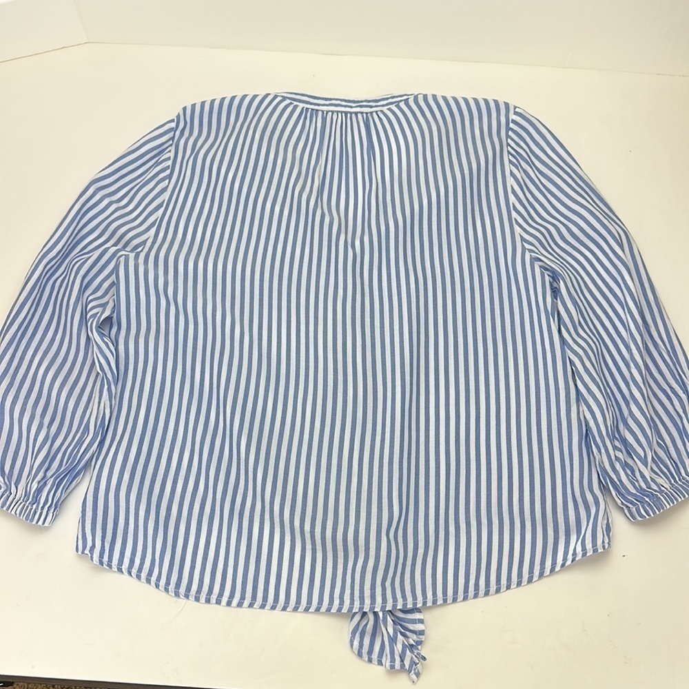 BeachLunchLounge‎ Tanji White Blue Striped Tie Front Top Medium Lyocell Blend - Picture 11 of 14